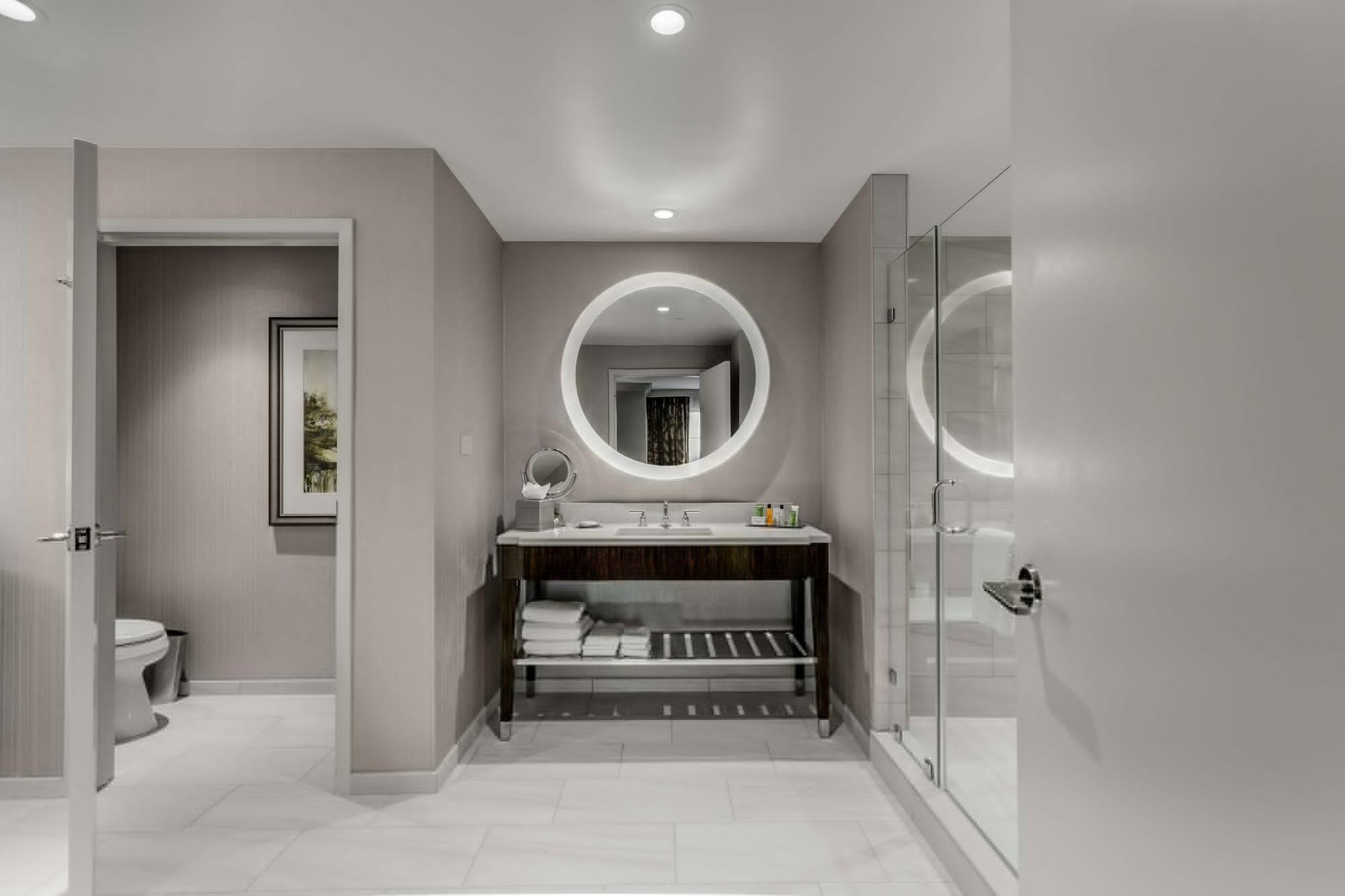 Hotel Hilton At Easton 4*
