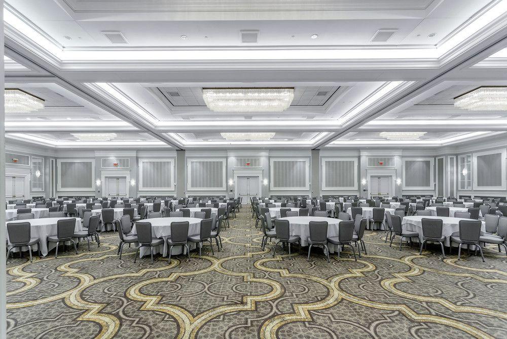 Hotel Hilton At Easton 4*